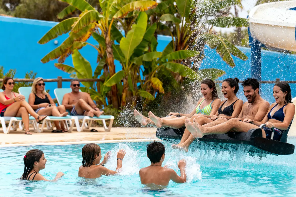 Frenzy Water Park : Infos pratiques et attractions à découvrir !